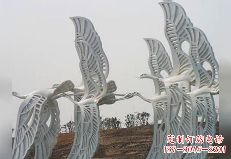 邯郸仙鹤雕塑融入不锈钢的飞翔之美