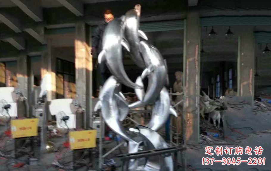 邯郸不锈钢海豚雕塑漂亮的海洋艺术品