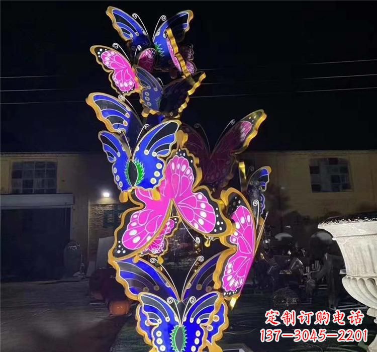 邯郸不锈钢镂空蝴蝶雕塑——自由自在的艺术风景
