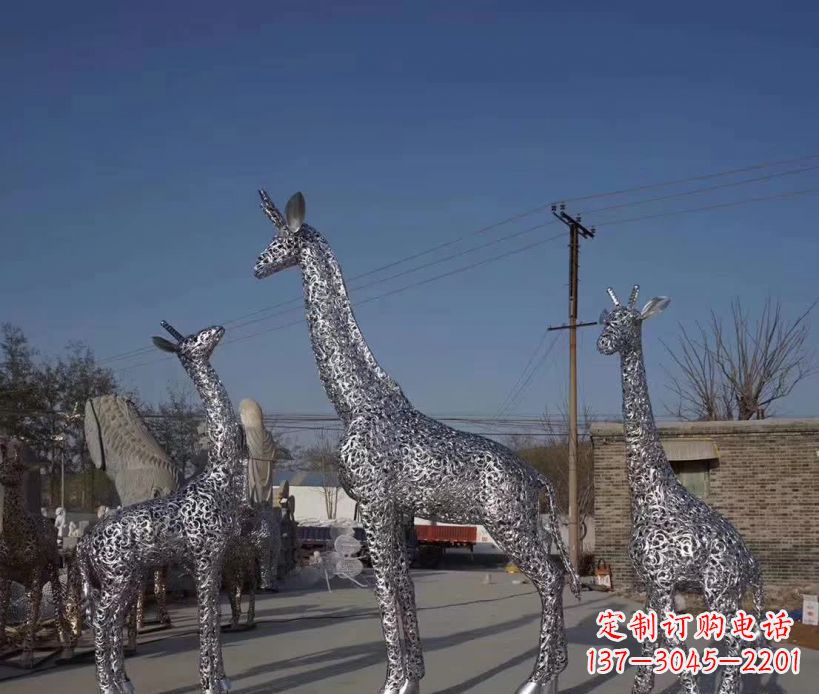 邯郸不锈钢镂空雕塑长颈鹿