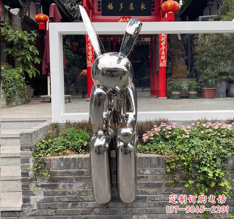 邯郸不锈钢兔子雕塑精美的艺术作品