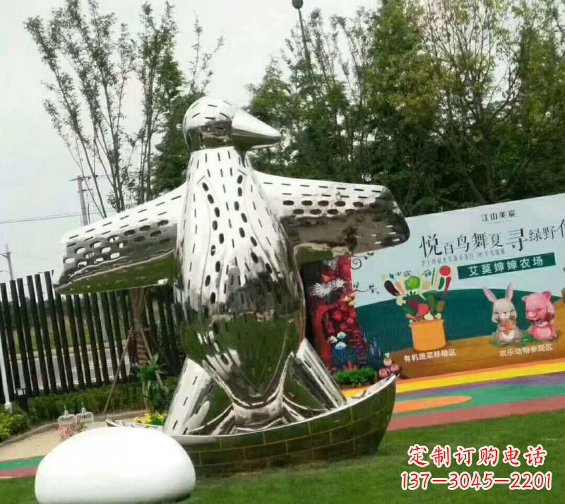 邯郸不锈钢现代企鹅雕塑
