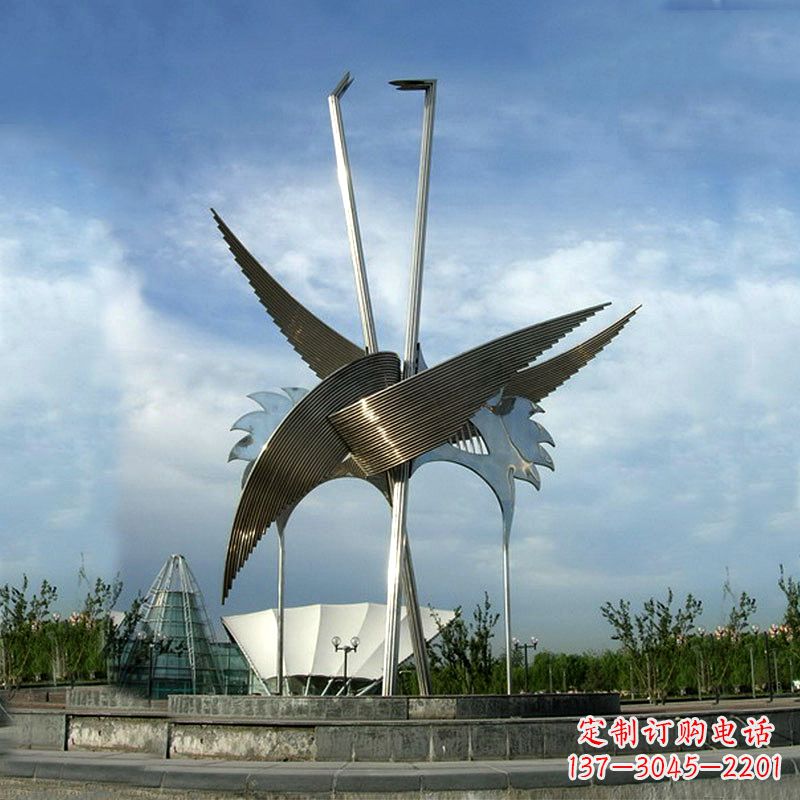 邯郸城市广场精美仙鹤雕塑