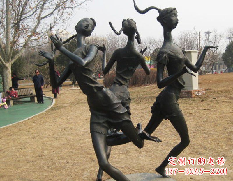 邯郸公园摆件编花篮人物铜雕