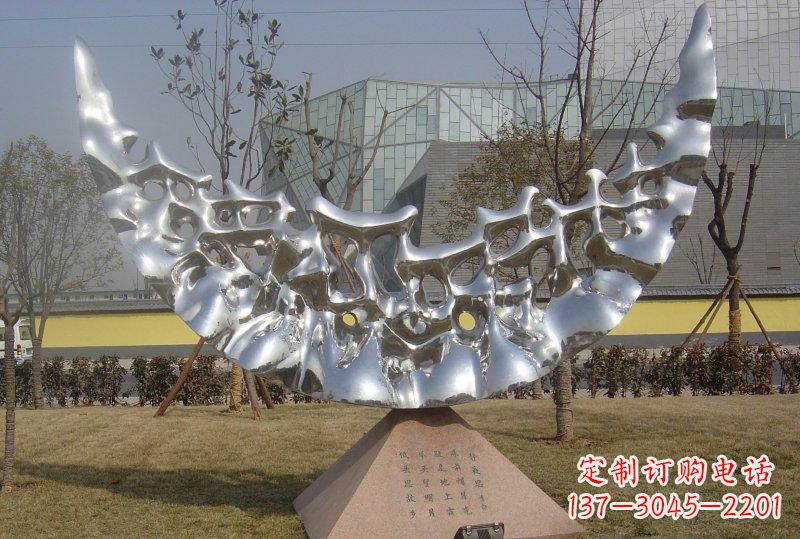 邯郸公园不锈钢月亮景观雕塑
