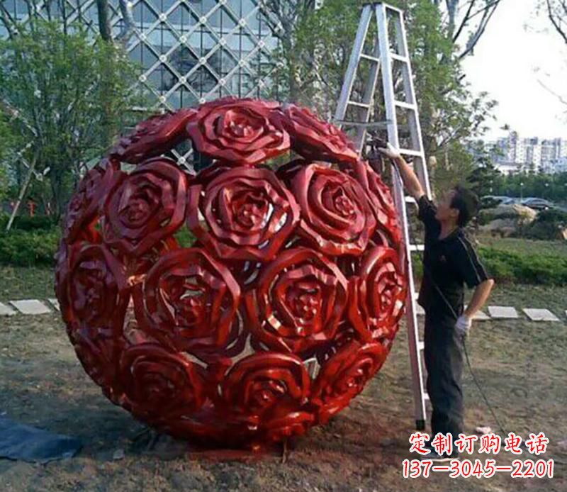 邯郸不锈钢玫瑰花镂空雕塑