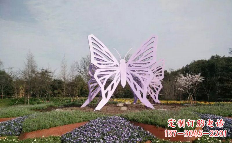 邯郸流动而优雅的蝴蝶雕塑