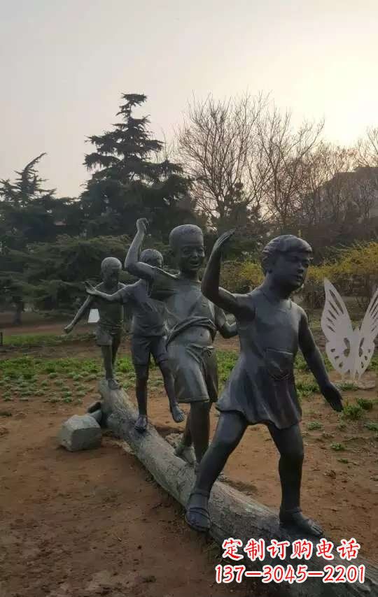 邯郸玩走独木桥儿童铜雕
