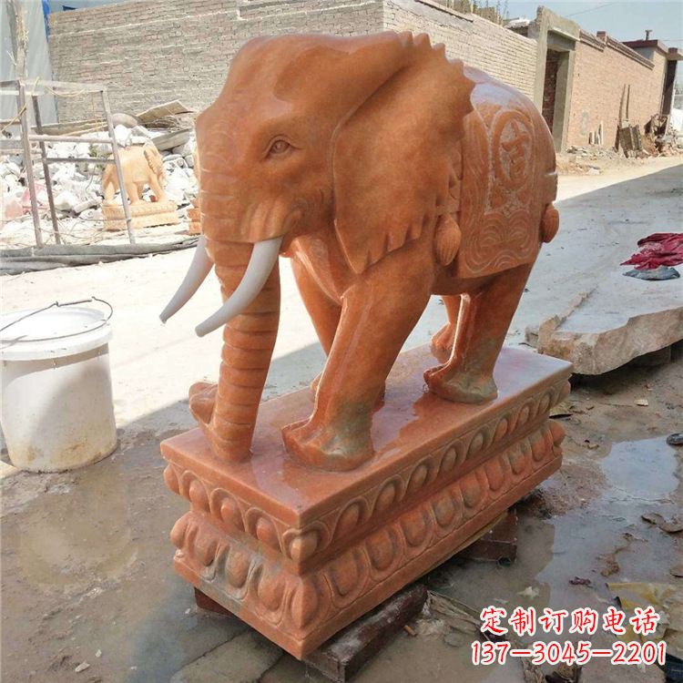 邯郸晚霞红石雕大象